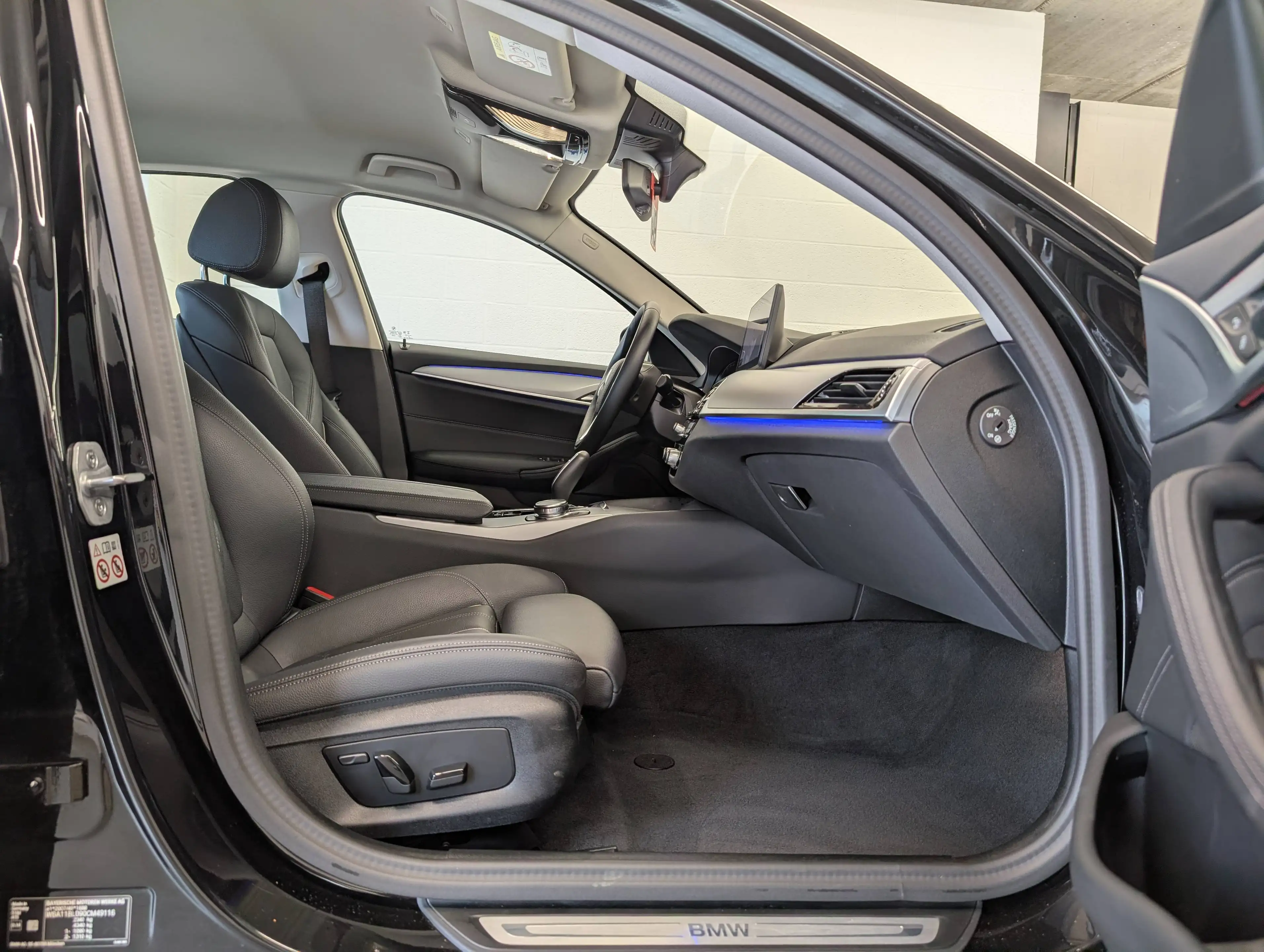 BMW 518 dA Berline **CUIR SPORT-FULL LED-NAVI-PARKING-CAMERA** — photo 5