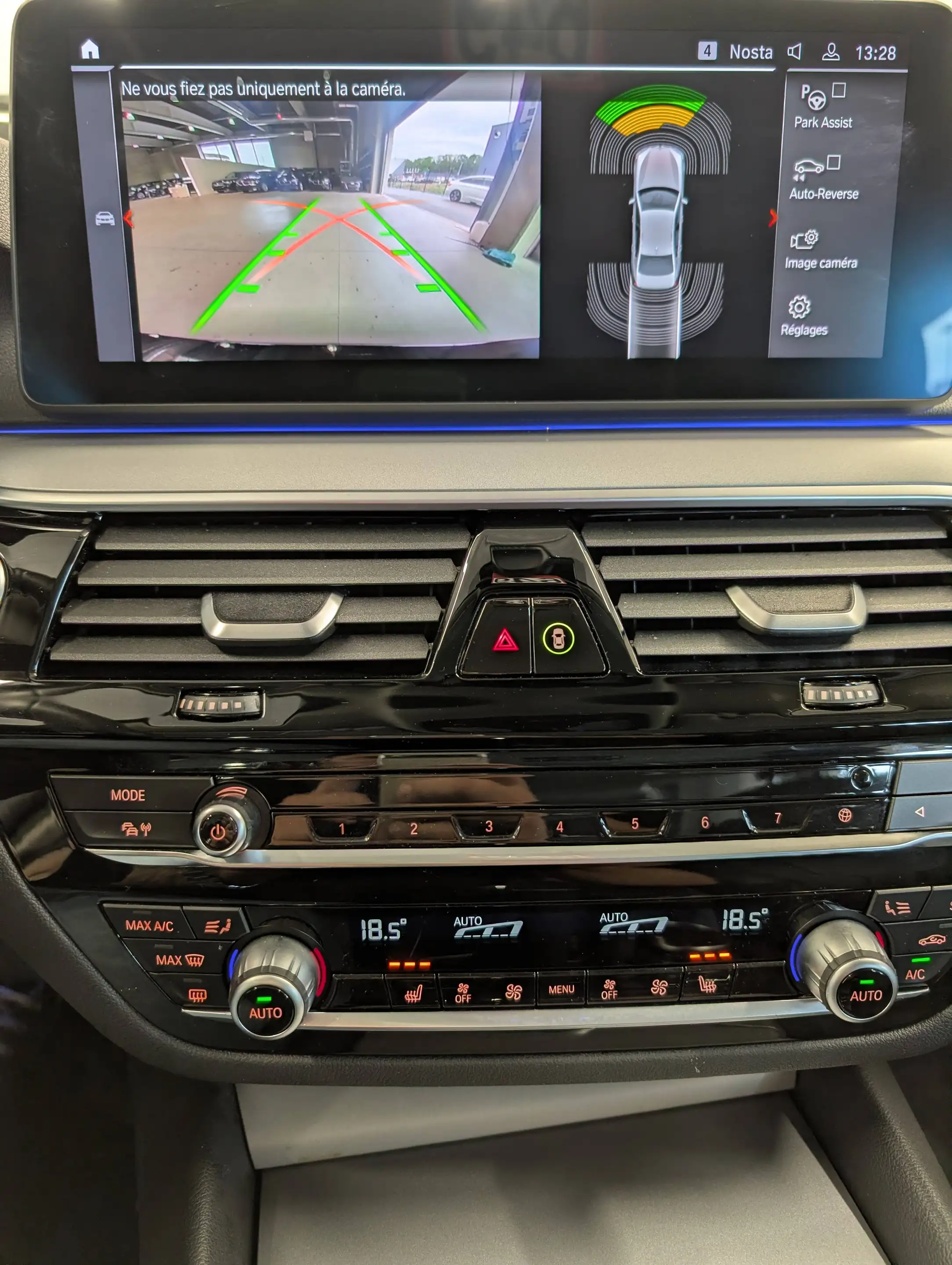 BMW 518 dA Berline **CUIR SPORT-FULL LED-NAVI-PARKING-CAMERA** — photo 14