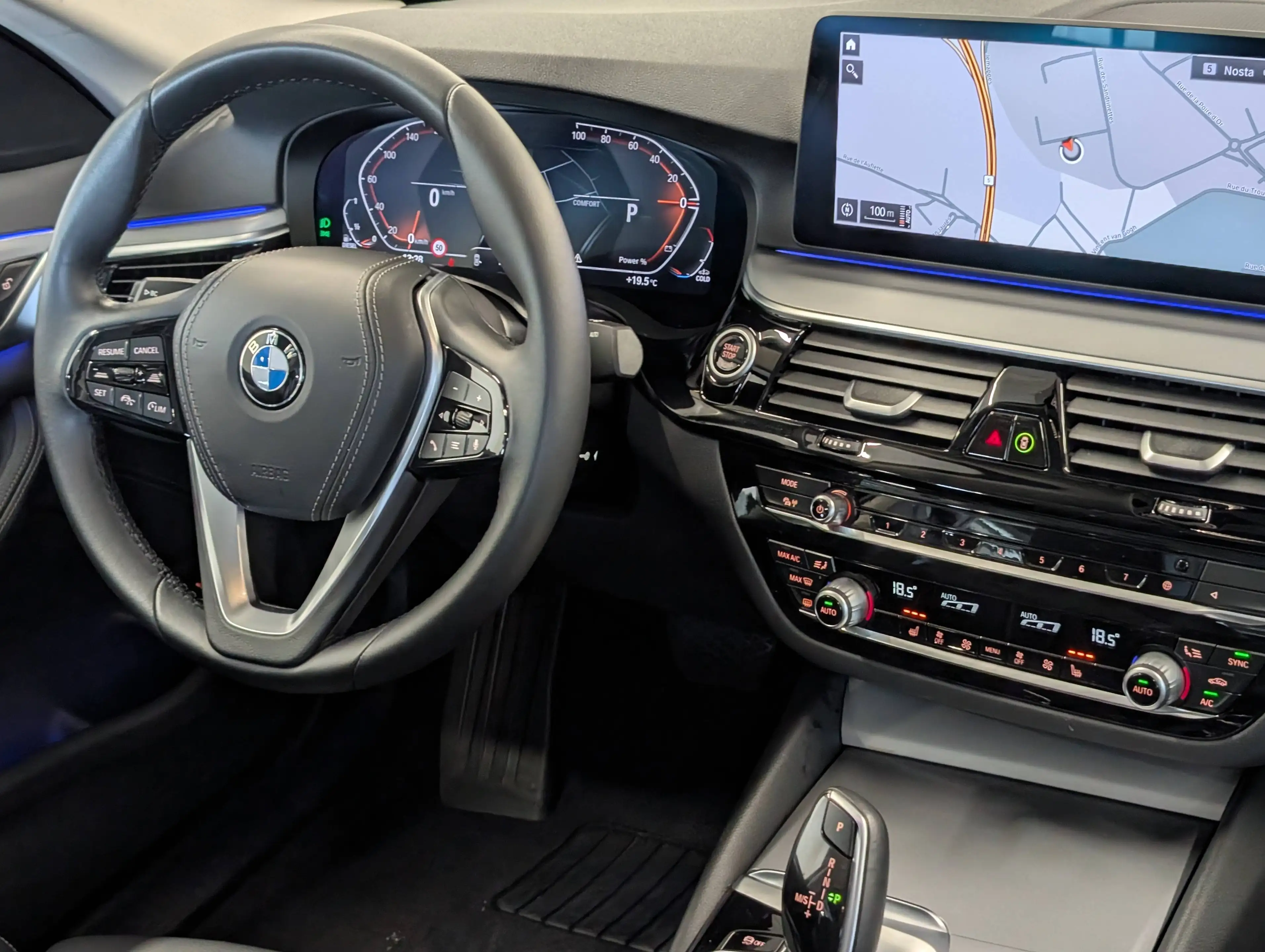 BMW 518 dA Berline **CUIR SPORT-FULL LED-NAVI-PARKING-CAMERA** — photo 9
