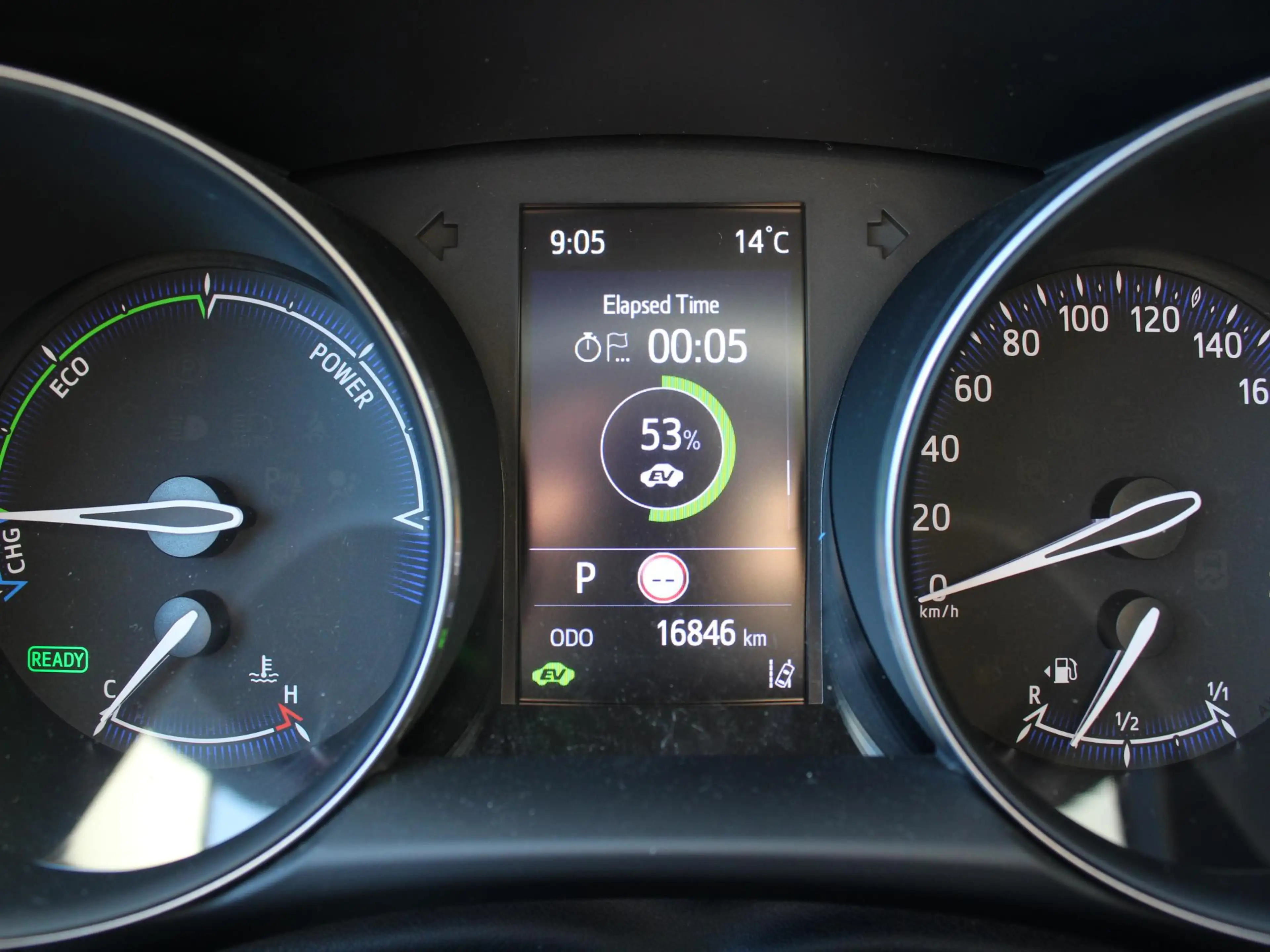 Toyota C-HR 2.0 Hybrid Dynamic | APPLE CARPLAY/ANDROID AUTO | — photo 4