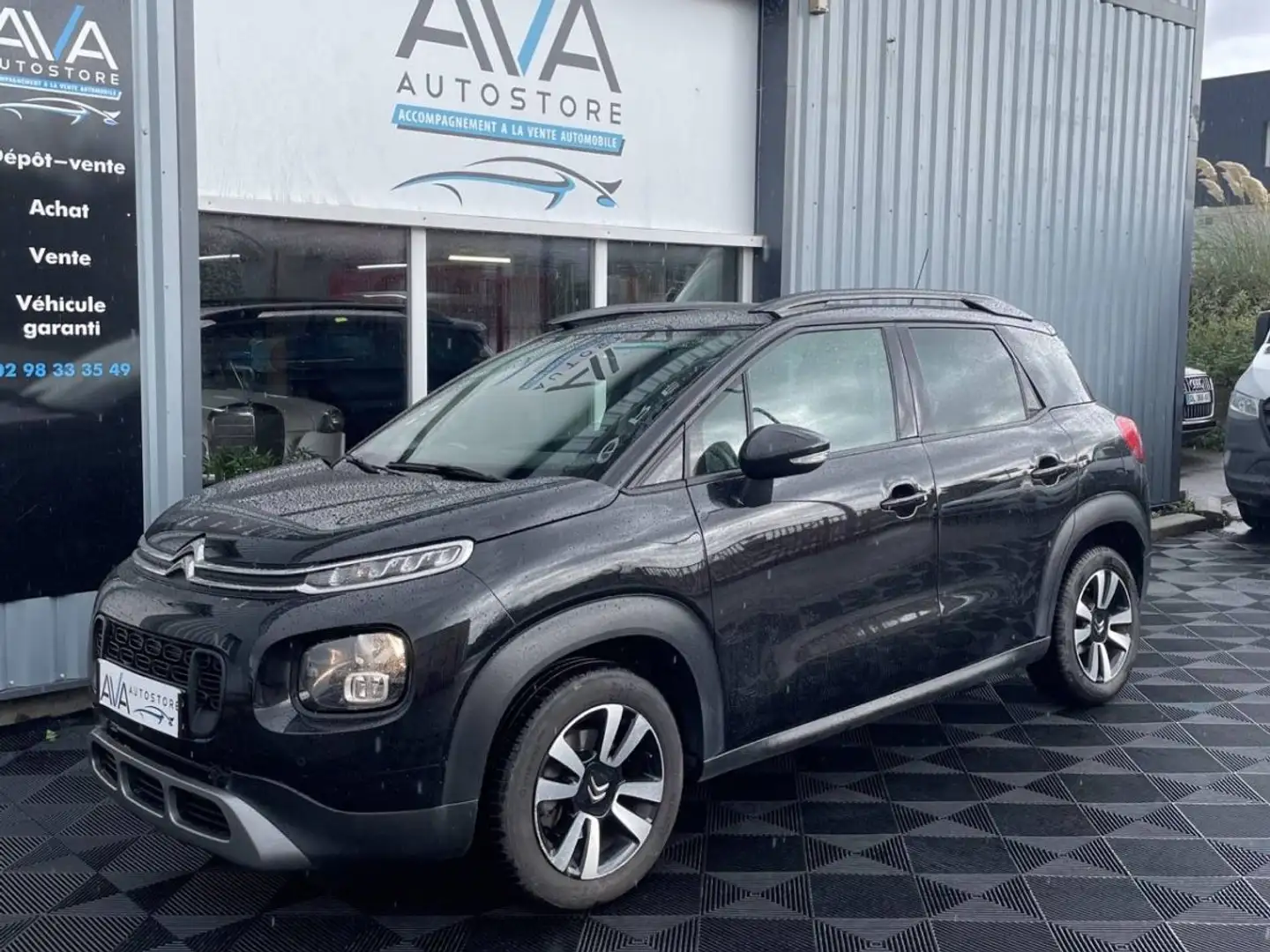 Citroen C3 Citroën Aircross BlueHDi 120ch S&S Shine EAT6 E6.d Noir - 1