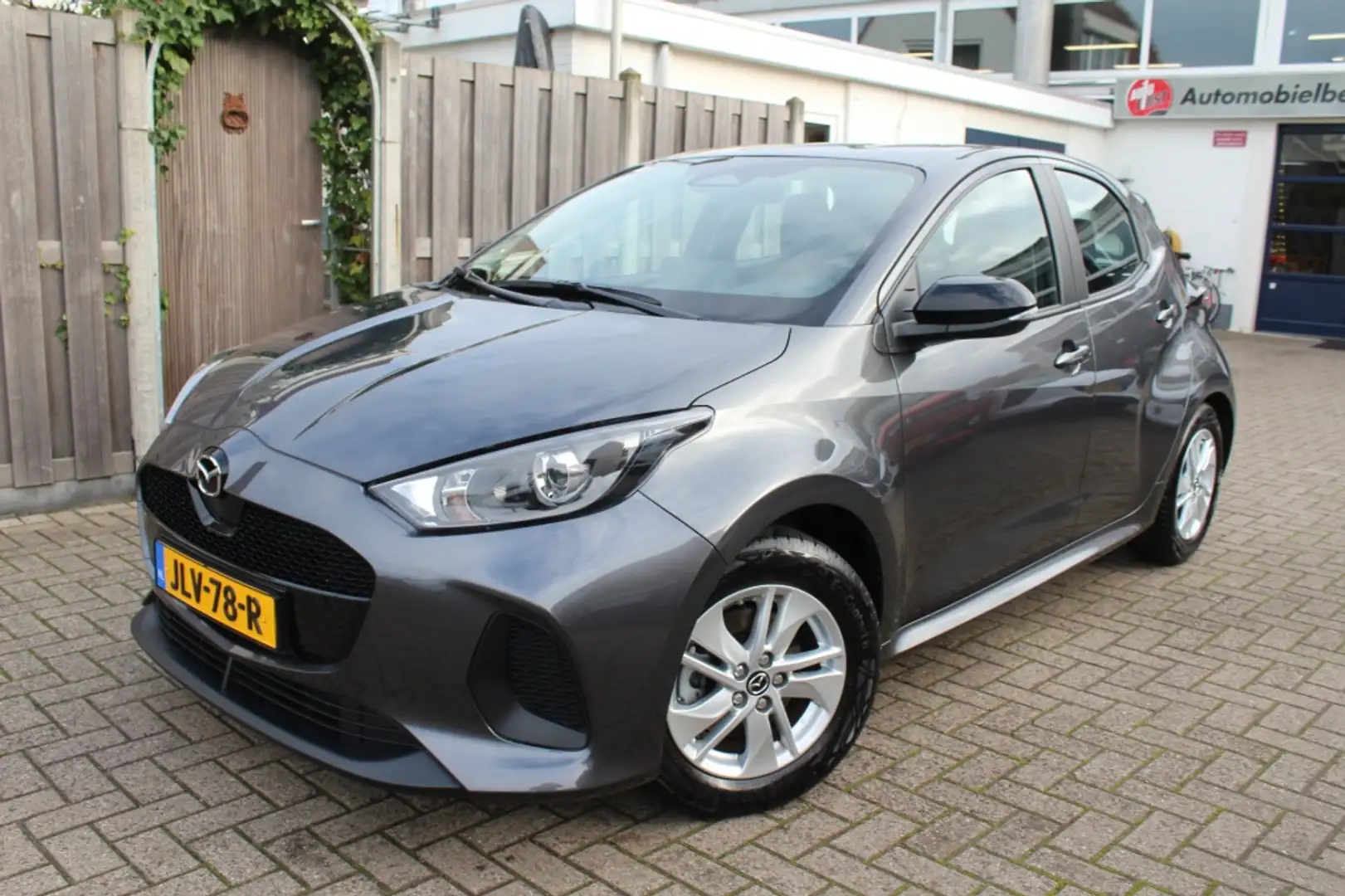 Mazda 2 Hybrid 1.5 Select Carplay Gris - 2