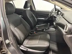 Nissan Versa снимка Nissan Versa