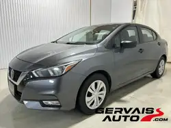 Nissan Versa снимка Nissan Versa