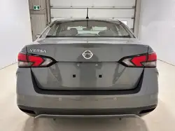Nissan Versa снимка Nissan Versa