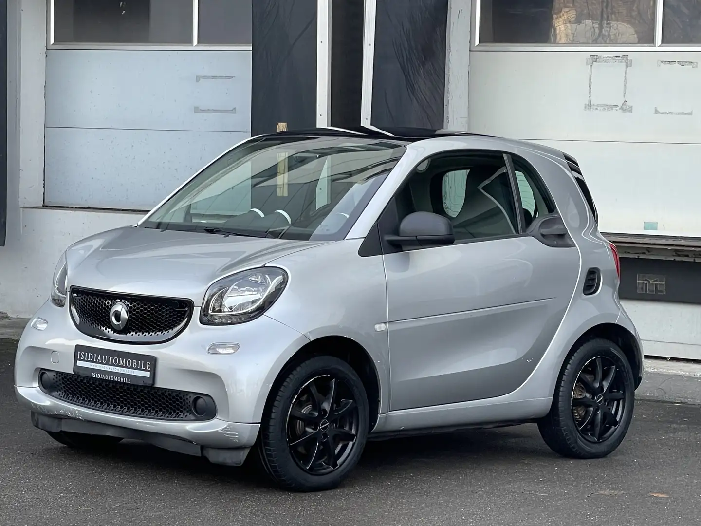 smart forTwo Prime Automatik Panorama Sitzheizung Leder Argent - 2