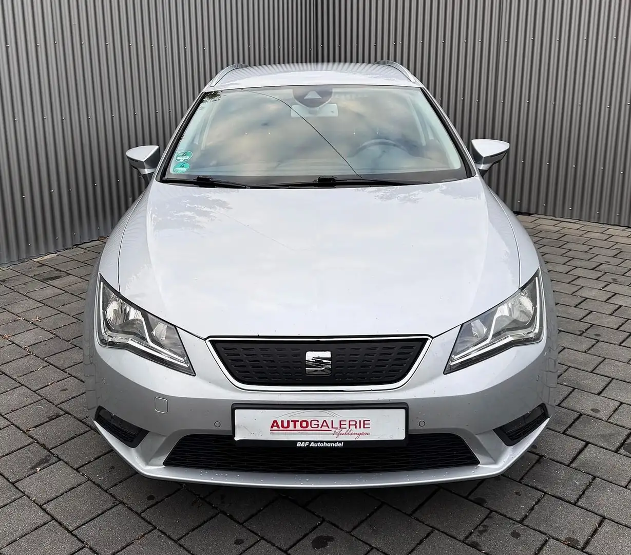 SEAT Leon ST Ecomotive Style SHZ Tempomat Silber - 2