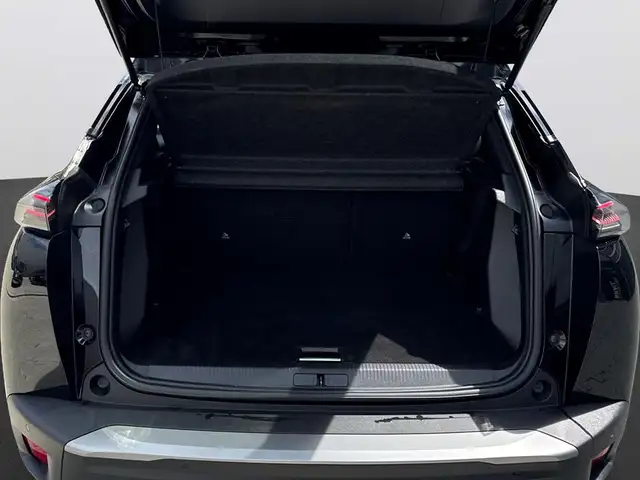 Peugeot 2008 view 9