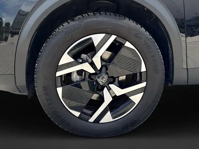 Peugeot 2008 view 10