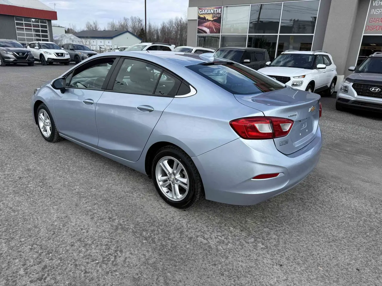 Chevrolet Cruze снимка Chevrolet Cruze