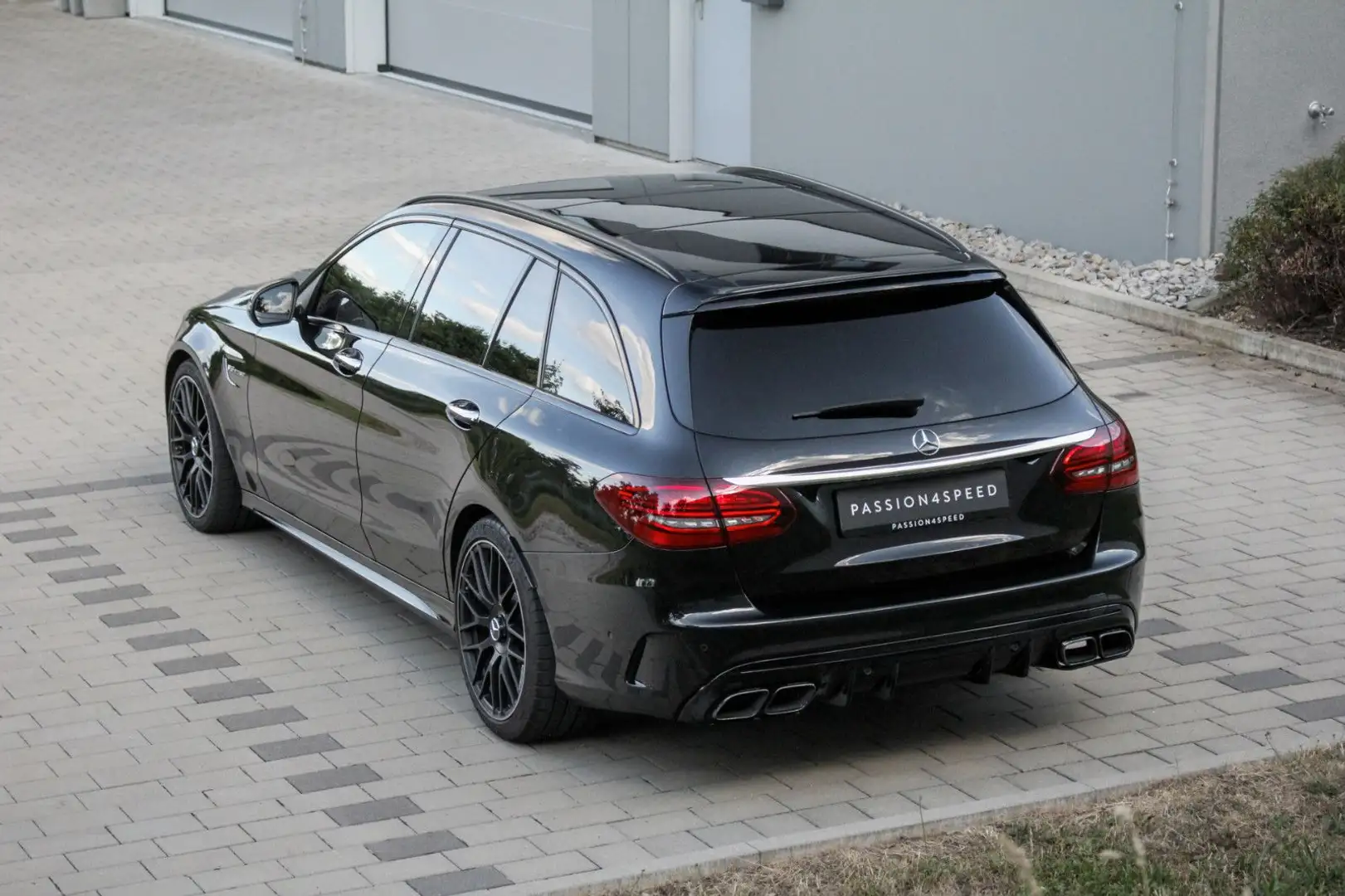 Mercedes-Benz C 63 AMG T-Modell Black - 2