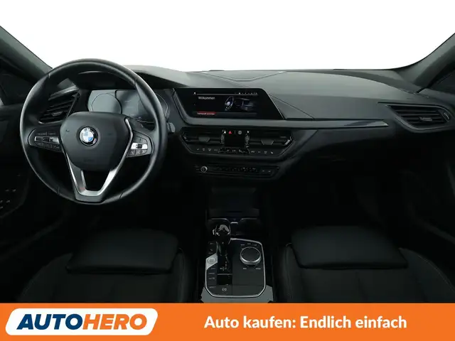 BMW 1 Series view 12