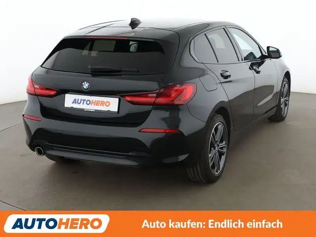 BMW 1 Series view 6