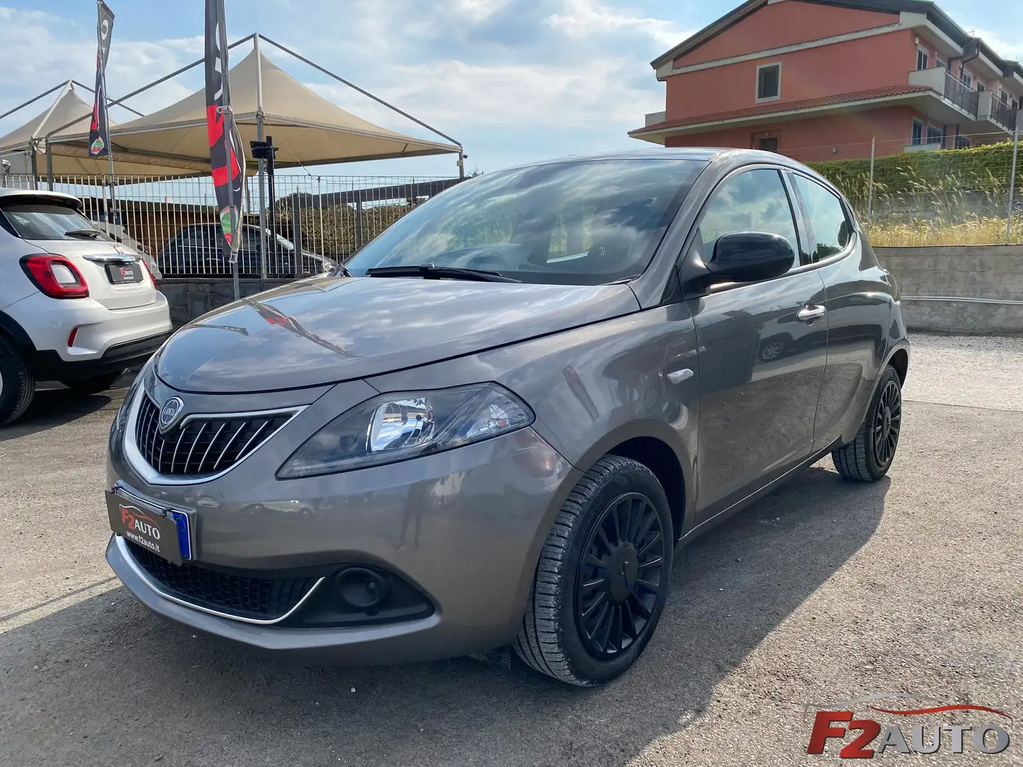 Lancia Ypsilon - 2