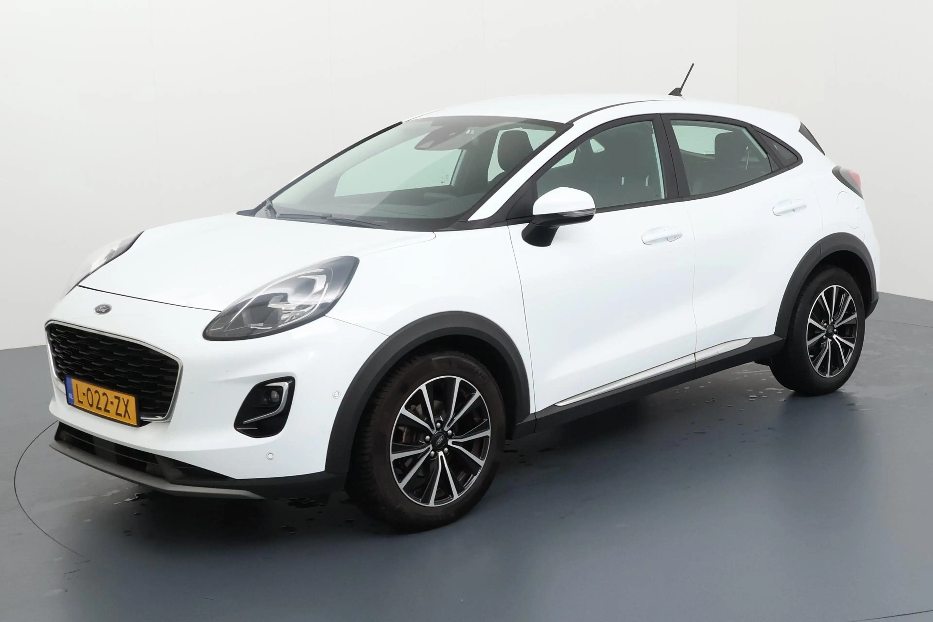 Ford Puma 1.0 EcoBoost Hybrid Titanium Volop comfort dankzij — photo 3