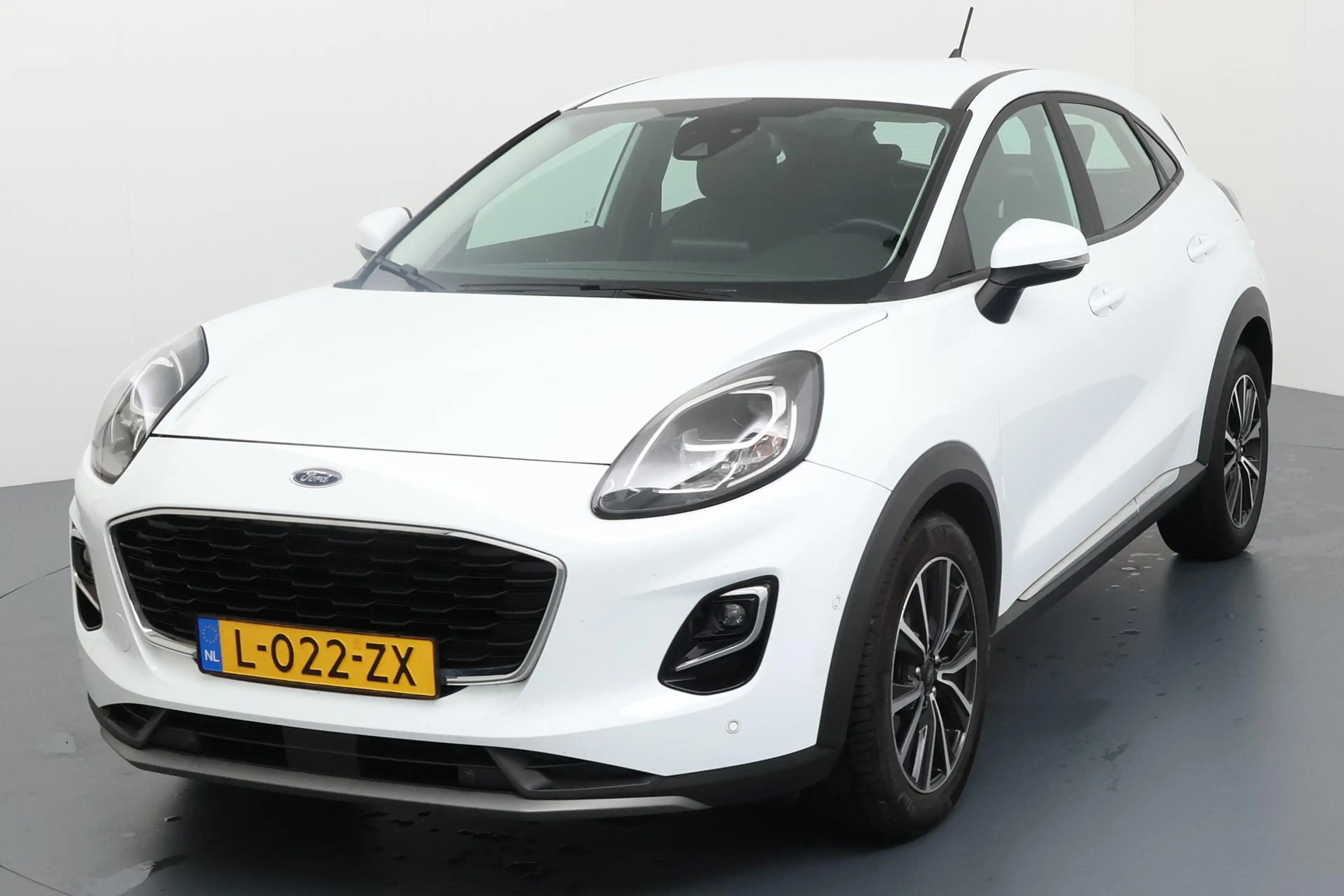 Ford Puma 1.0 EcoBoost Hybrid Titanium Volop comfort dankzij — photo 13