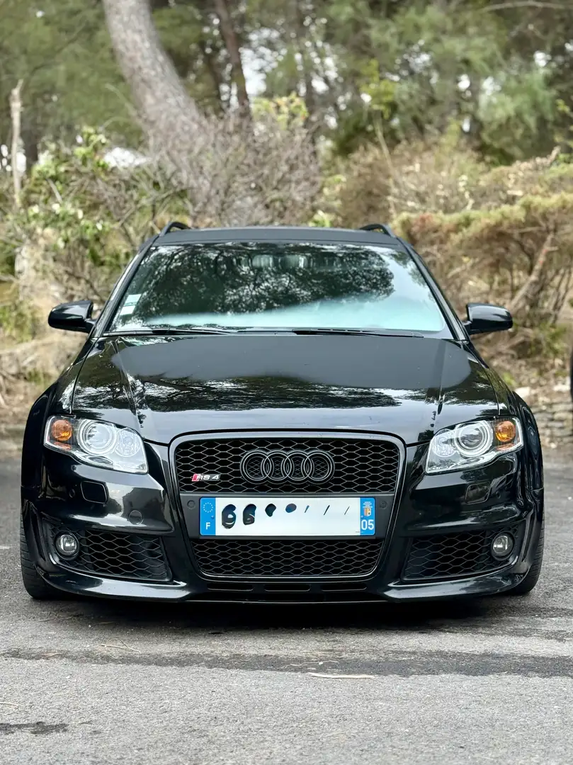 Audi RS4 Avant Quattro - 1
