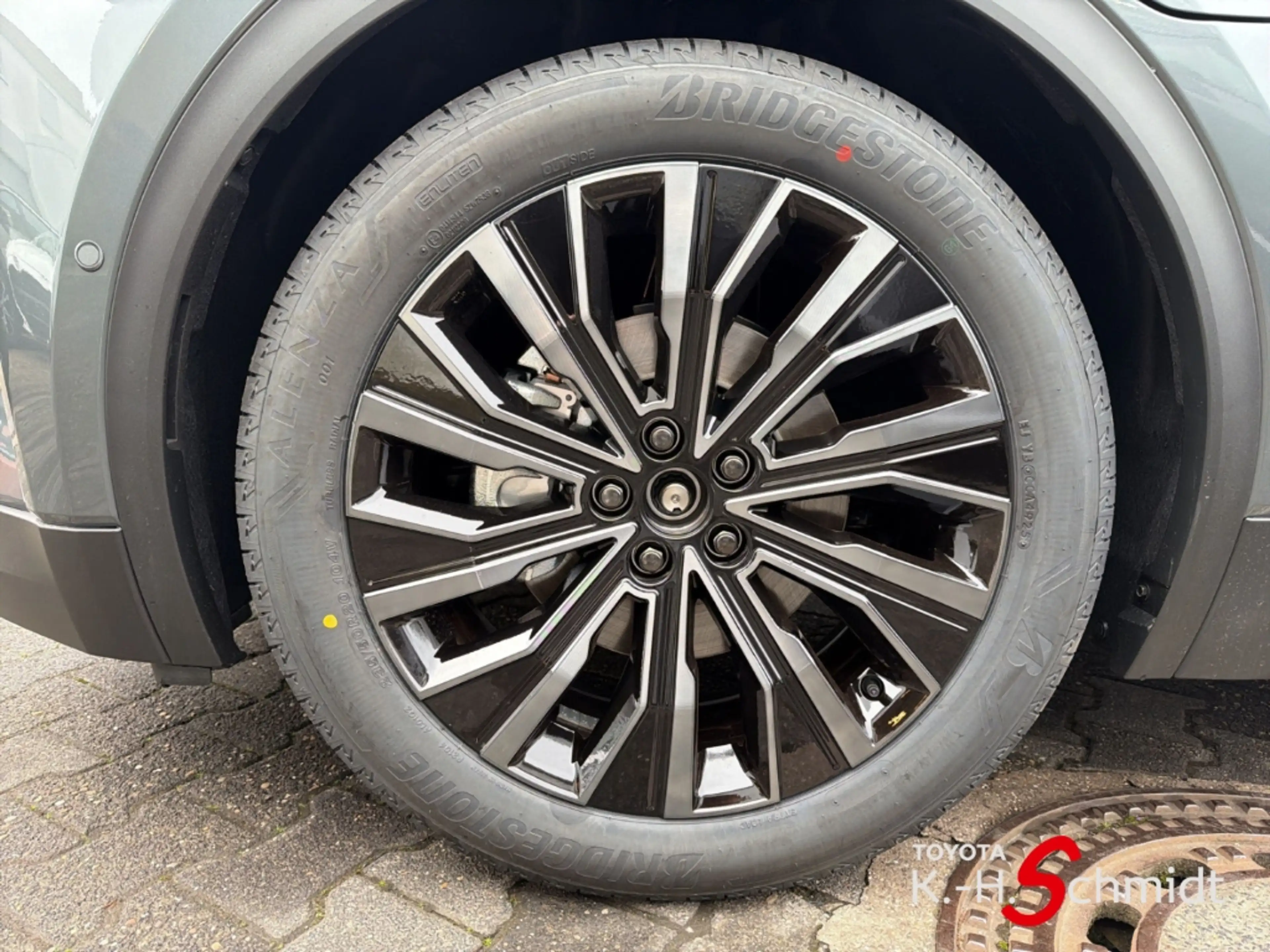 Toyota C-HR + BEV 2 4x4 Lounge ECV El. Fondsitzverst. Digitale — photo 6
