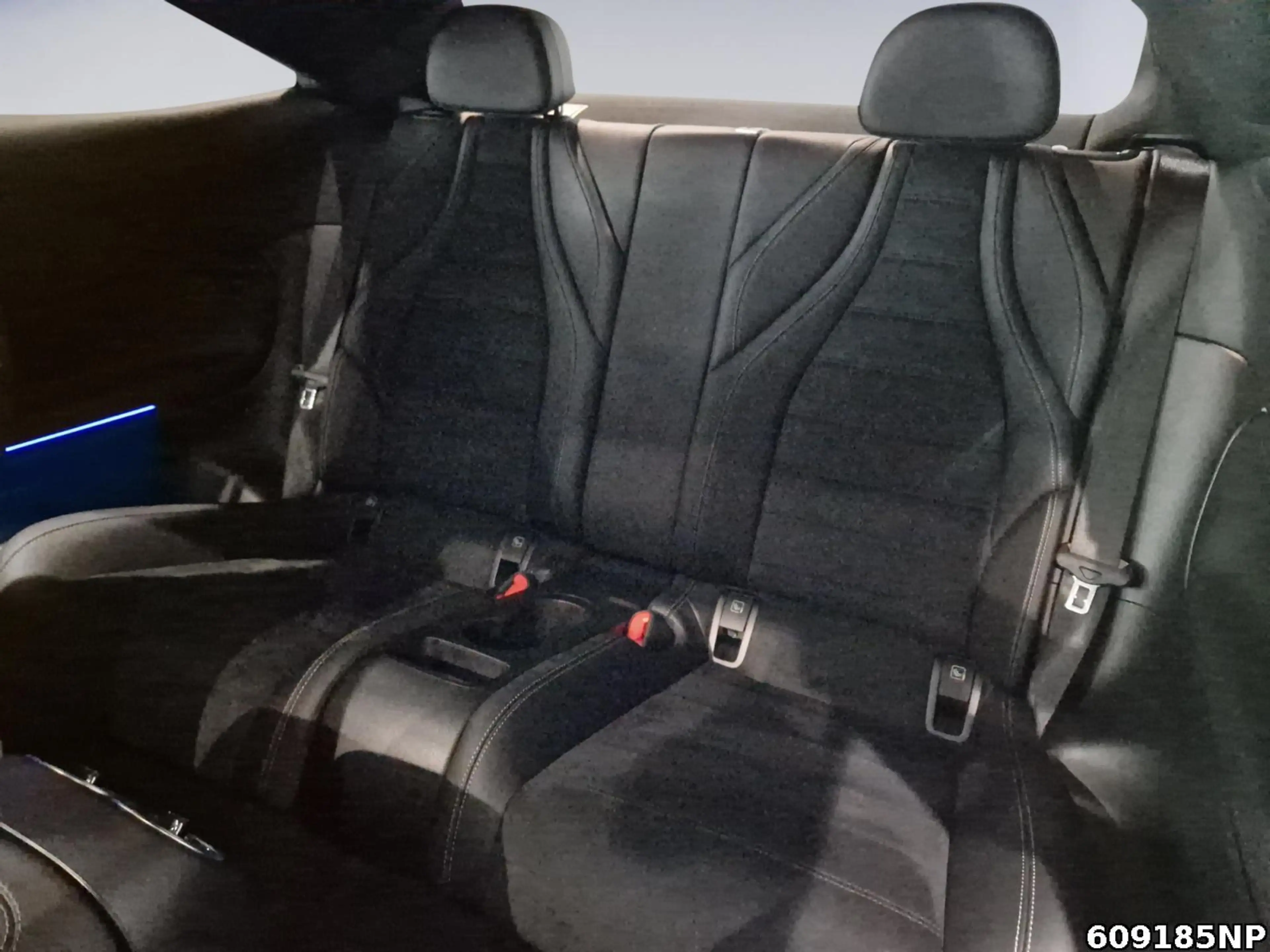 Mercedes-Benz CLE 300 4M AMG Coupé Panorama DIGITAL LIGHT 360° — photo 10