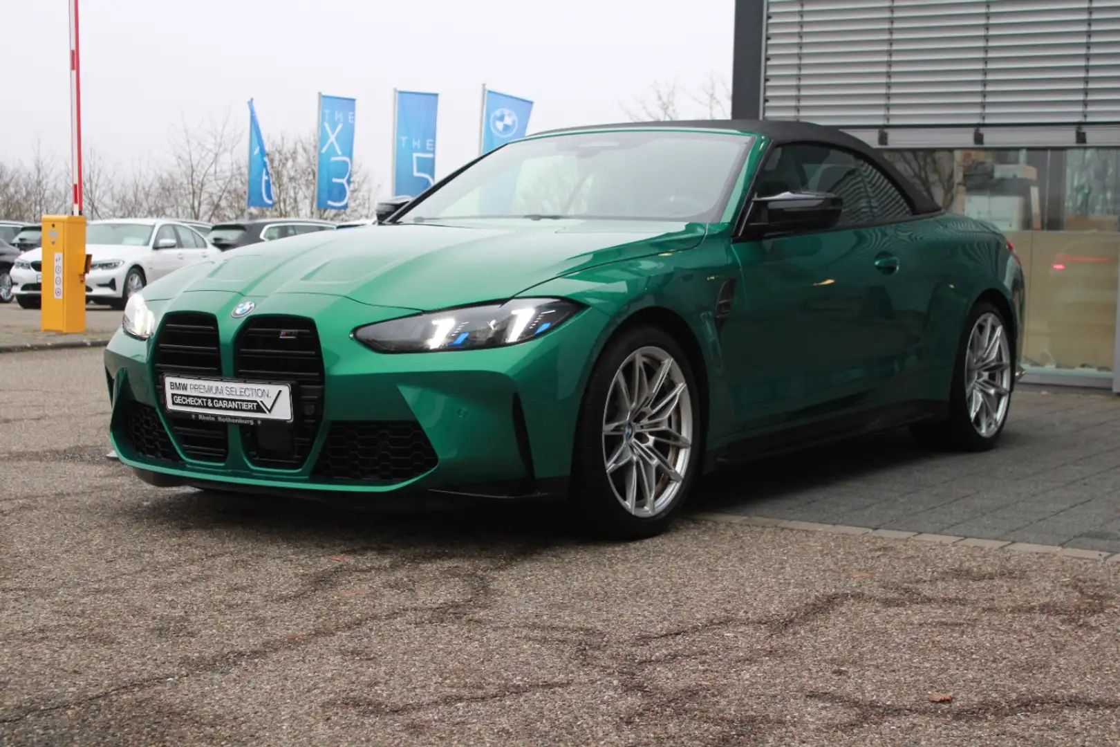 BMW M4 Competition Cabrio ACC HUD HarmanKardon Cam Grün - 2