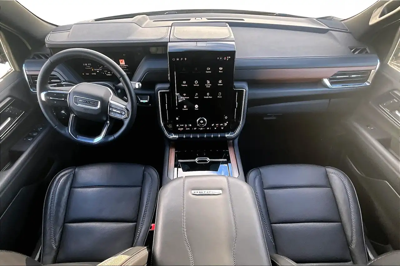 GMC Yukon снимка GMC Yukon
