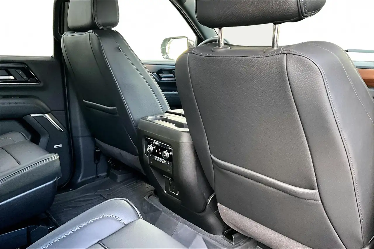 GMC Yukon снимка GMC Yukon