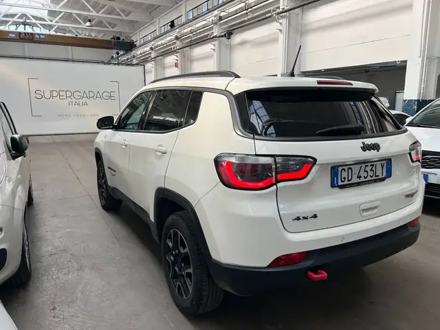 Jeep Compass view 5