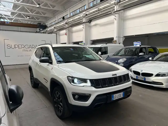 Jeep Compass view 2