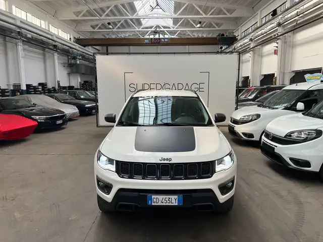 Jeep Compass view 3