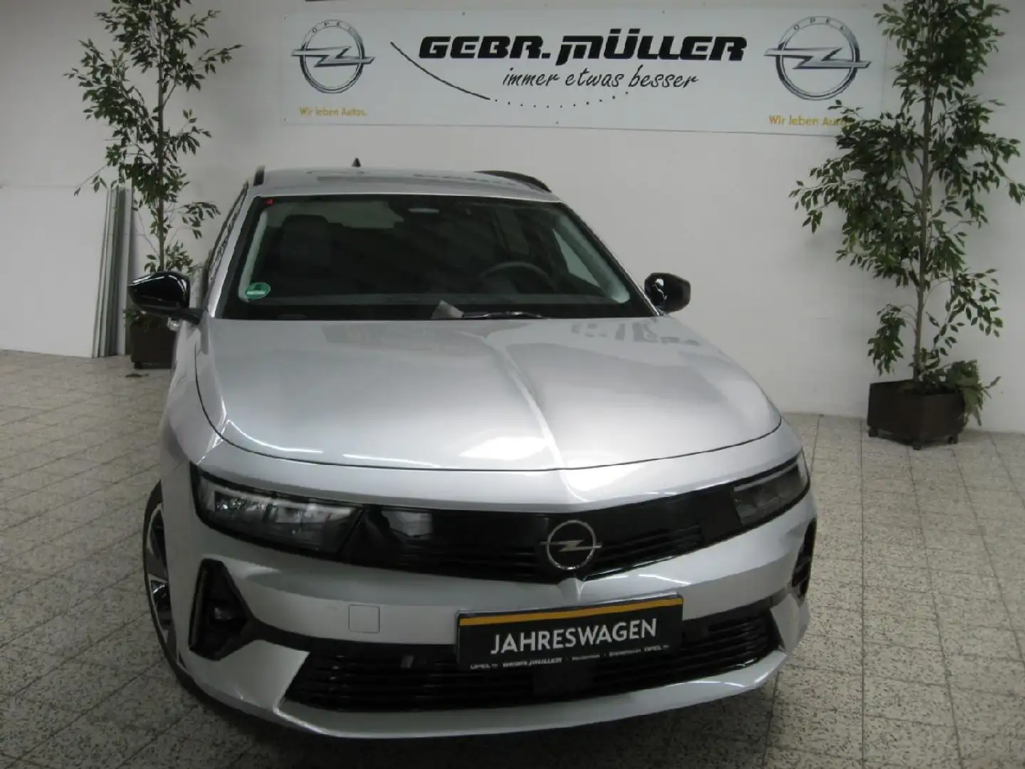 Opel Astra Electric Basis Silber - 2