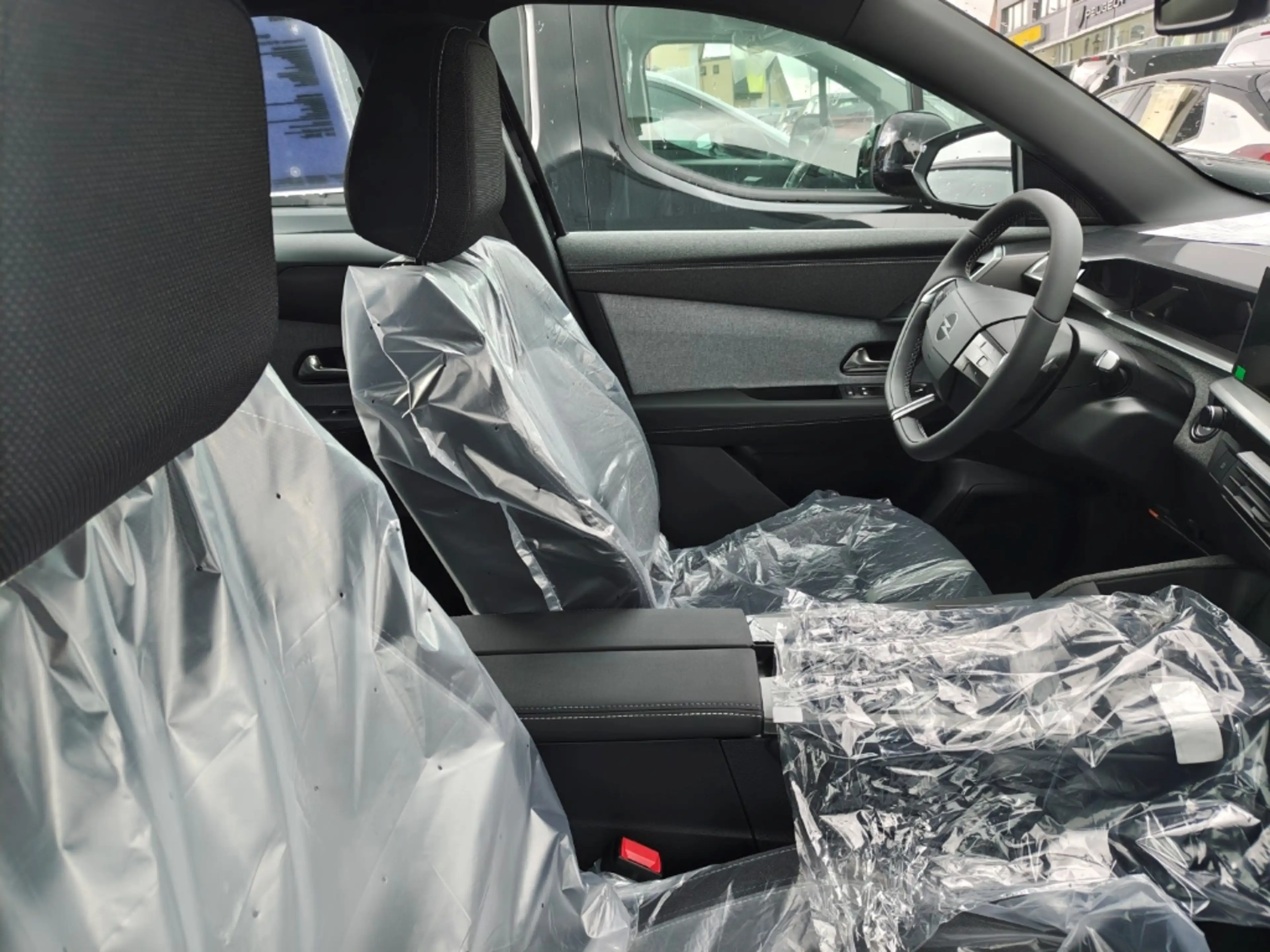Opel Grandland Electric — photo 9