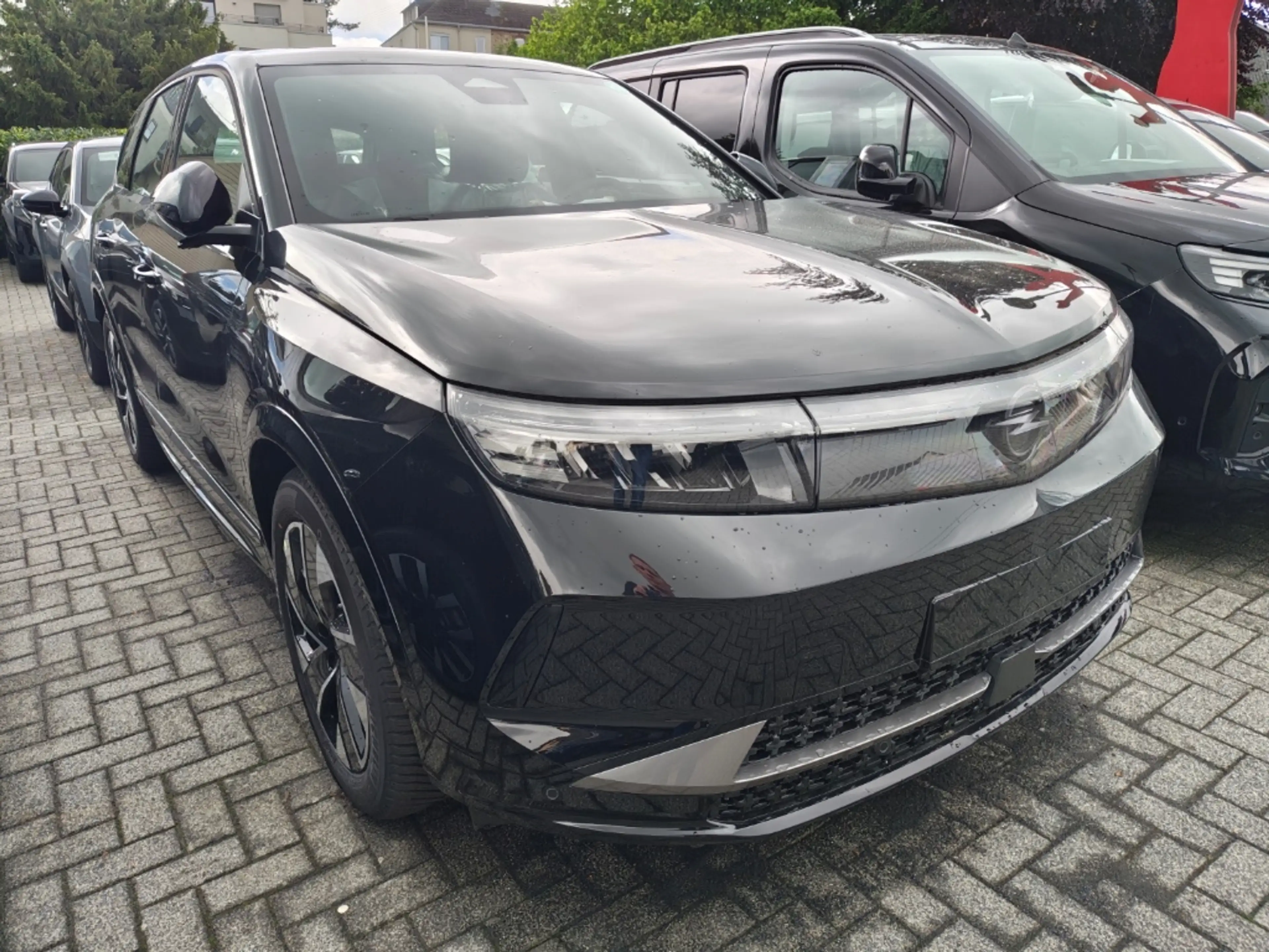 Opel Grandland Electric — photo 2