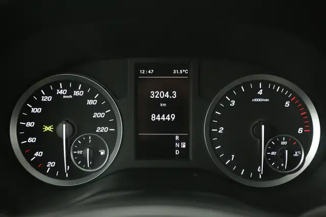 Mercedes-Benz Vito view 13
