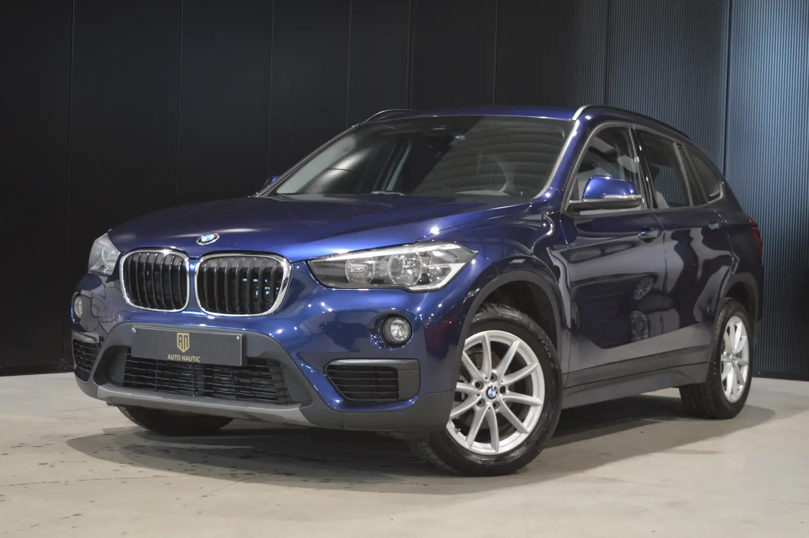 BMW X1 sDrive 16d 116 ch Lounge 1 MAIN - Superbe état Azul - 1