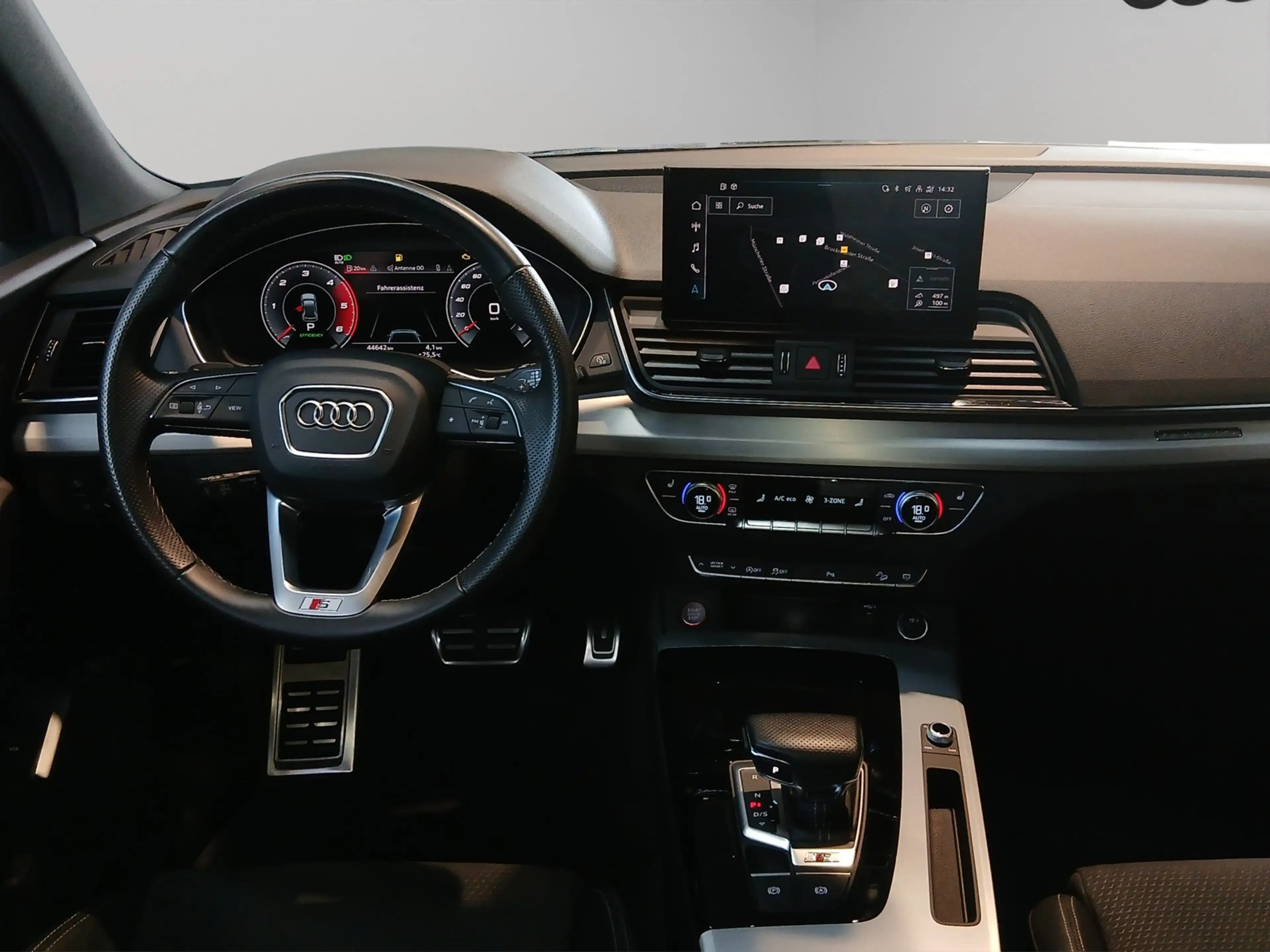 Audi SQ5 Sportback 3.0 TDI quattro Stand. HZ AHK Matrix — photo 14