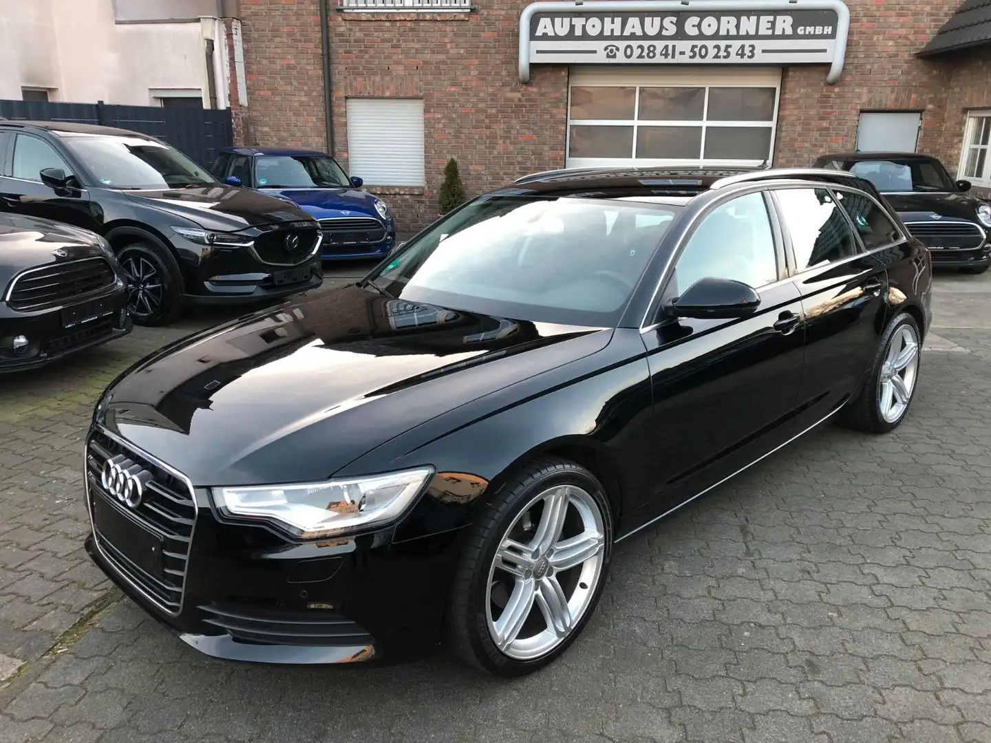 Audi A6 Avant 2.0 TFSI Schwarz - 1