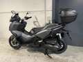 Honda ADV 350 SUV-scooter met topcase - thumbnail 9