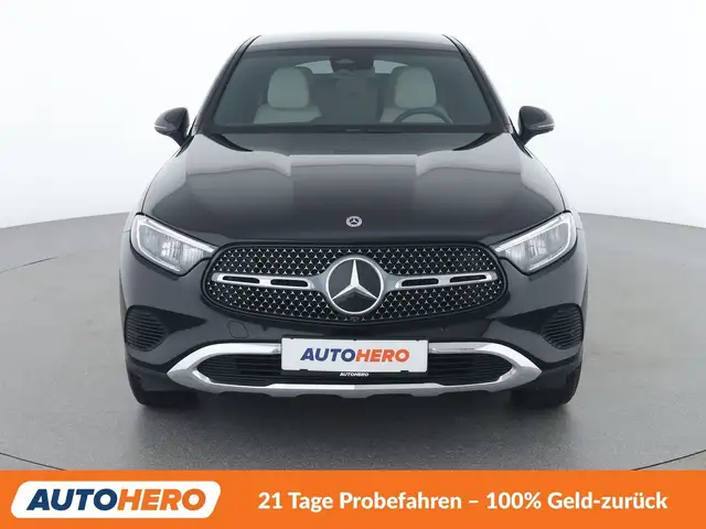 Mercedes-Benz GLC view 9