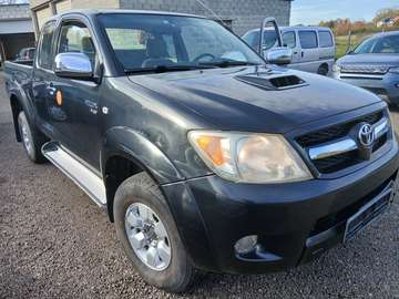 2.5 Turbo D-4D 4WD Extra cabine