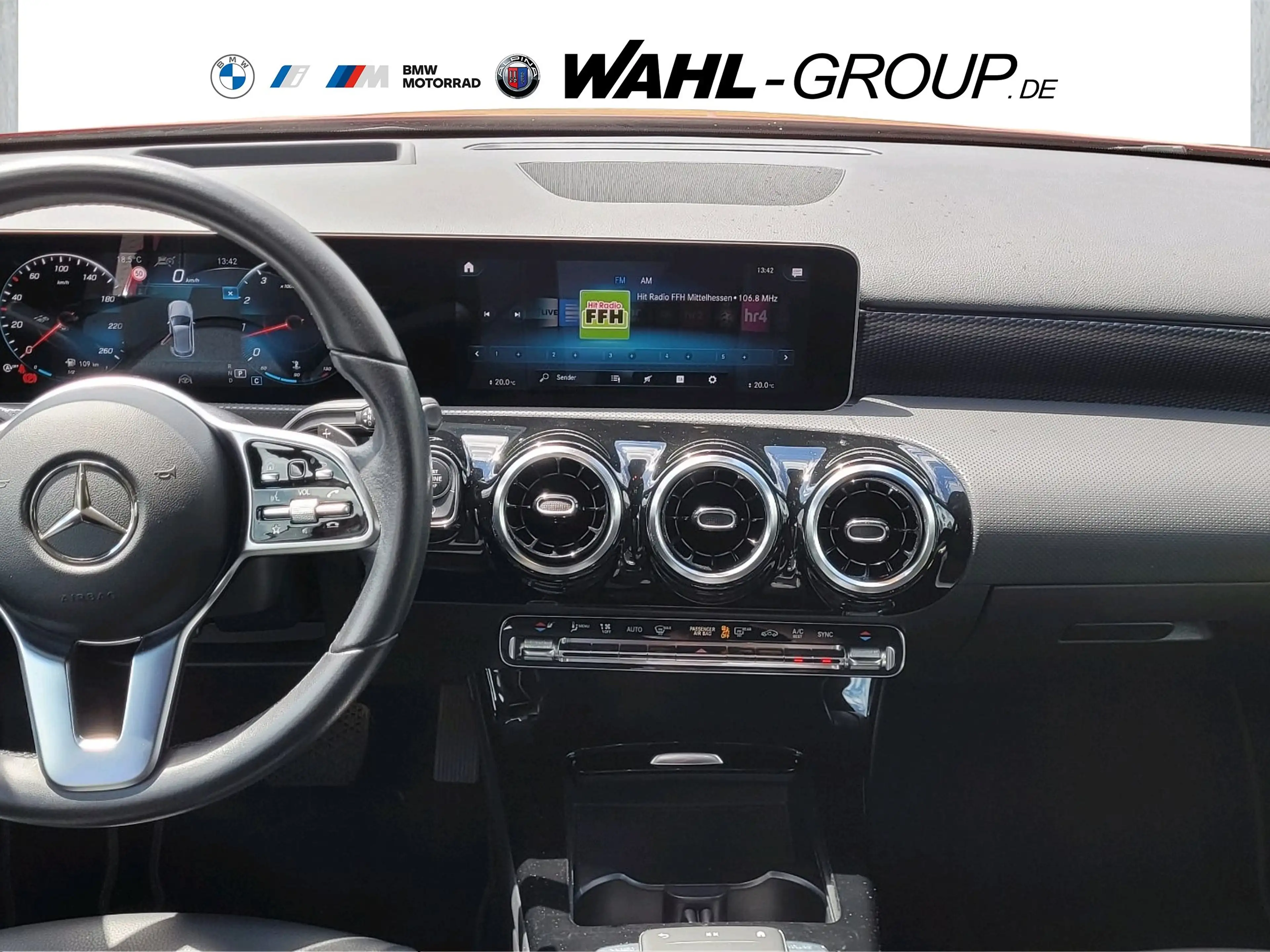 Mercedes-Benz A 220 4Matic — photo 9