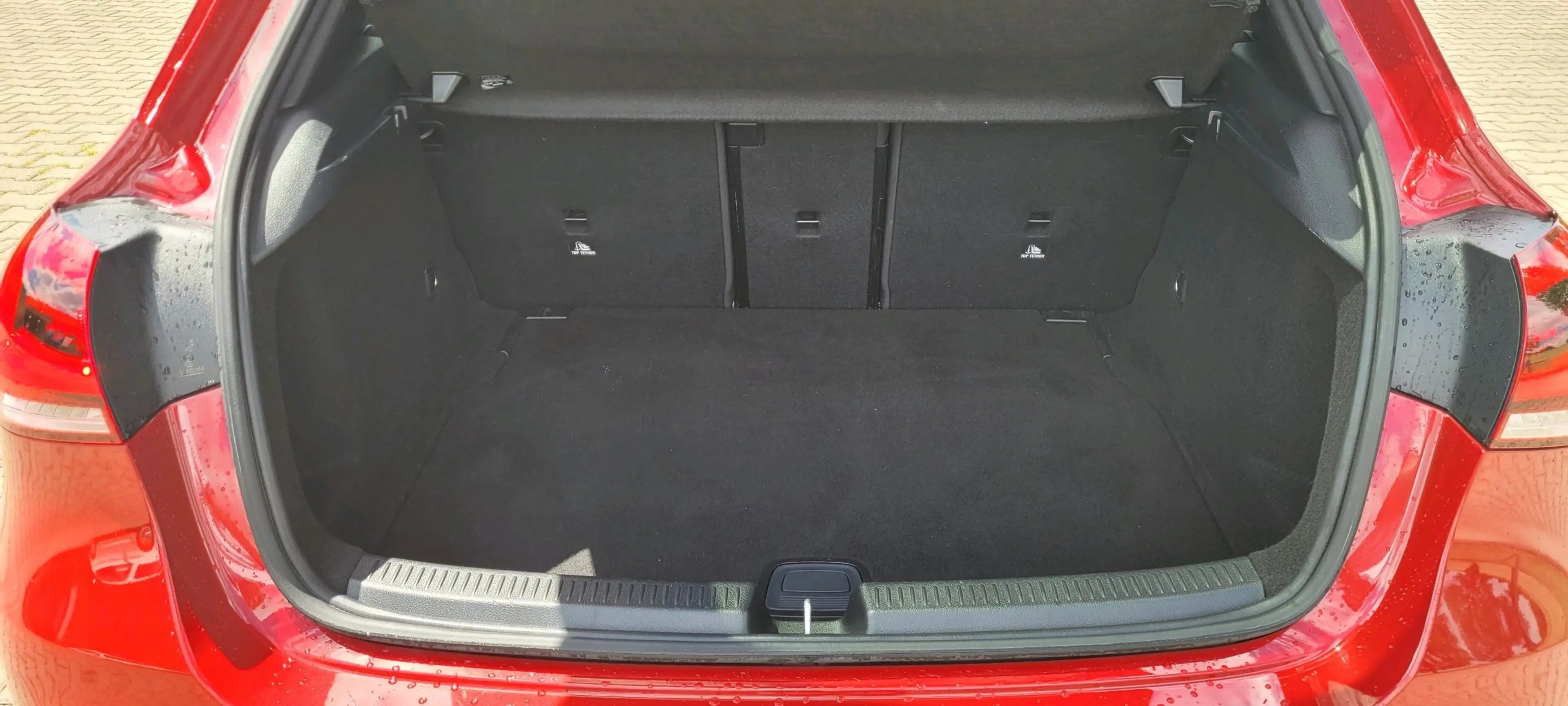 Mercedes-Benz A 220 4Matic — photo 13