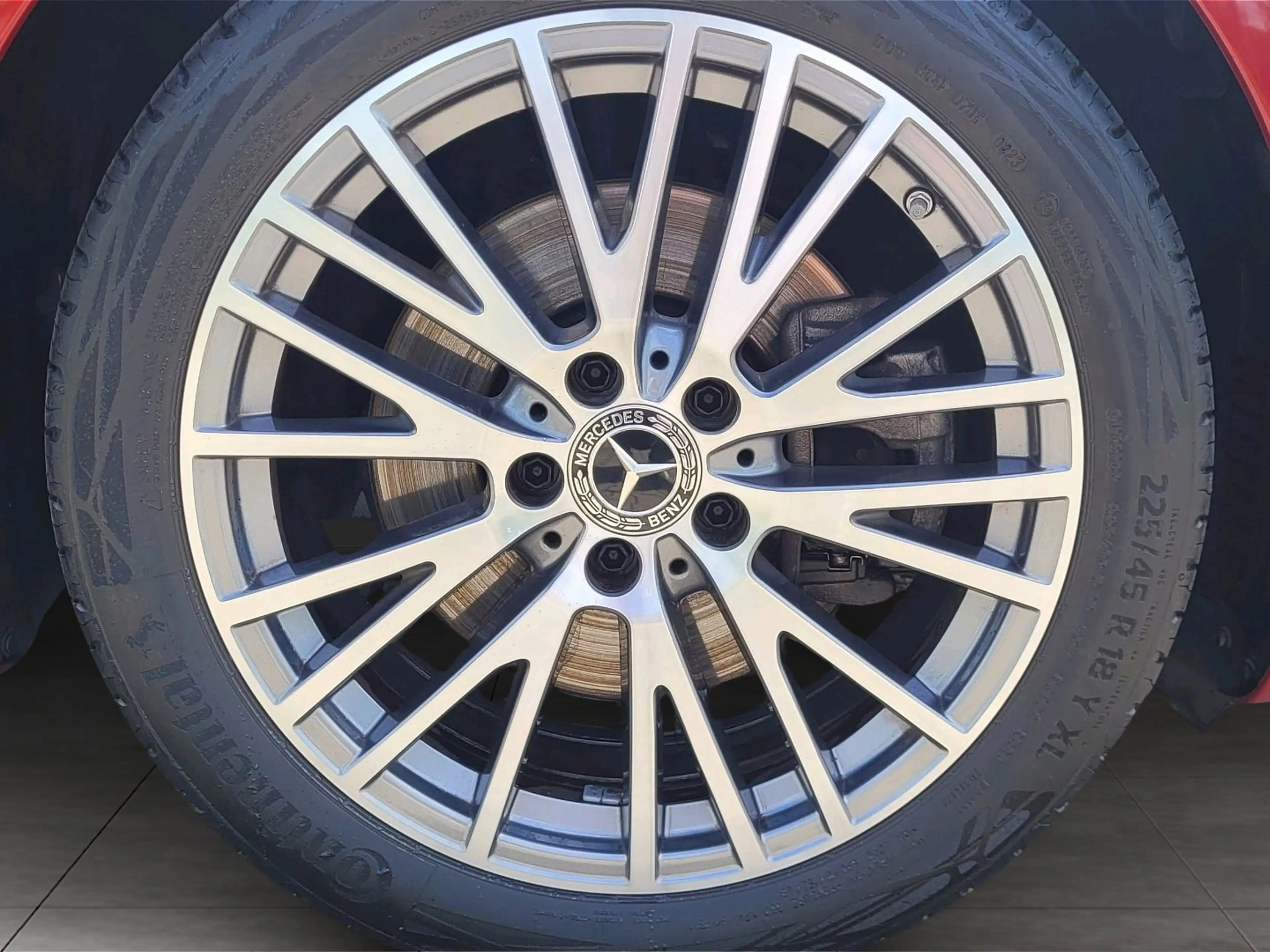Mercedes-Benz A 220 4Matic — photo 7