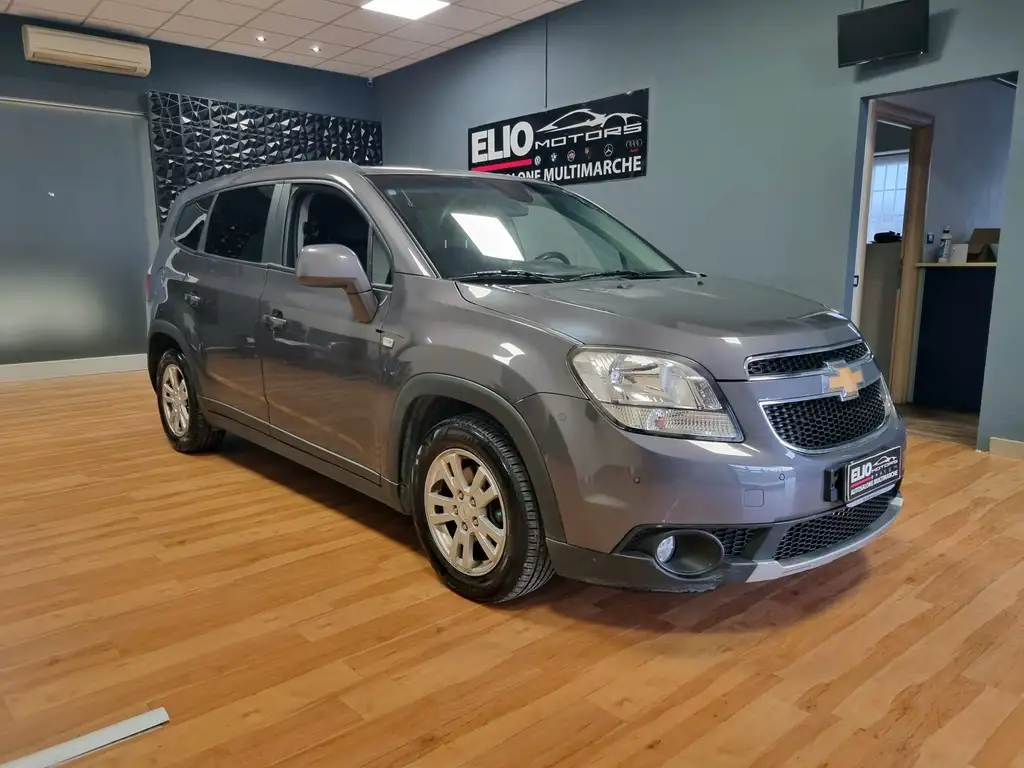Chevrolet Orlando 2013 из Европы — купить под ключ