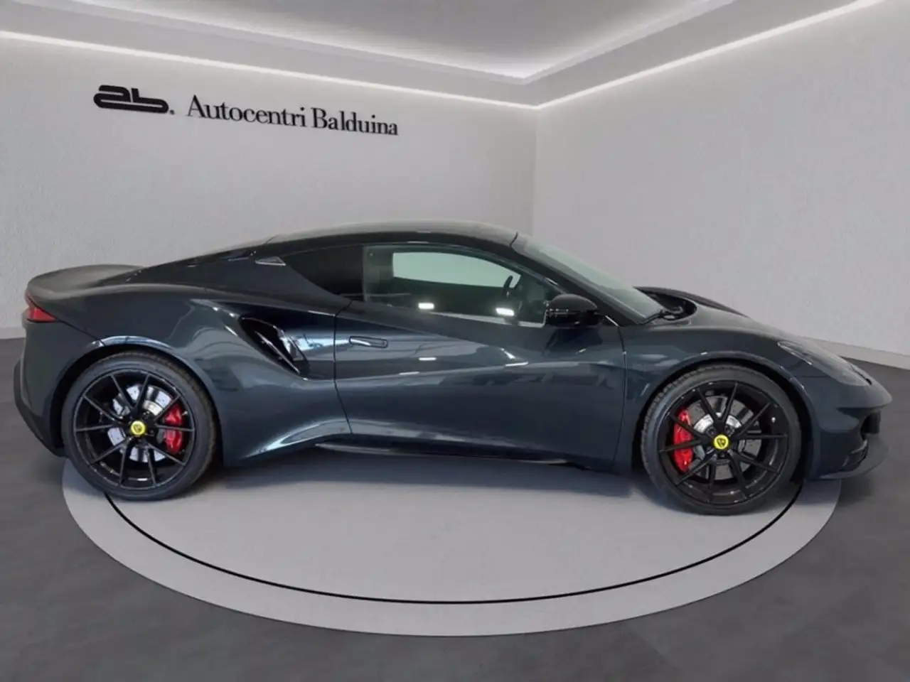 Lotus Emira 2023