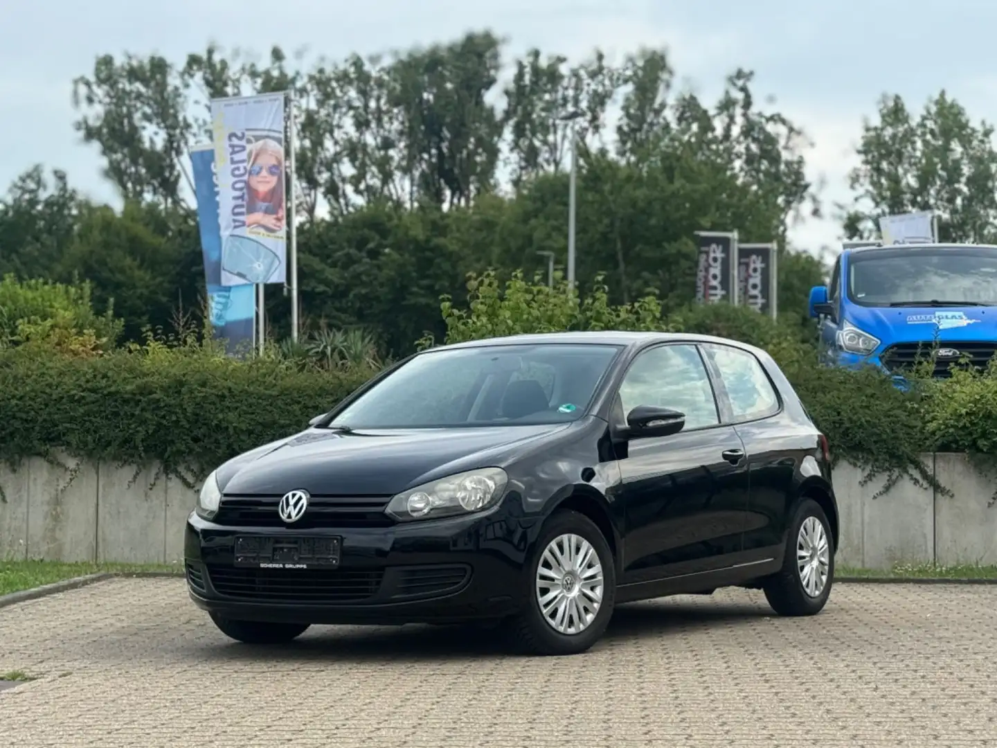 Volkswagen Golf VI Trendline*KLIMA*AKH*E-PAKET*TÜV NEU* Negro - 1