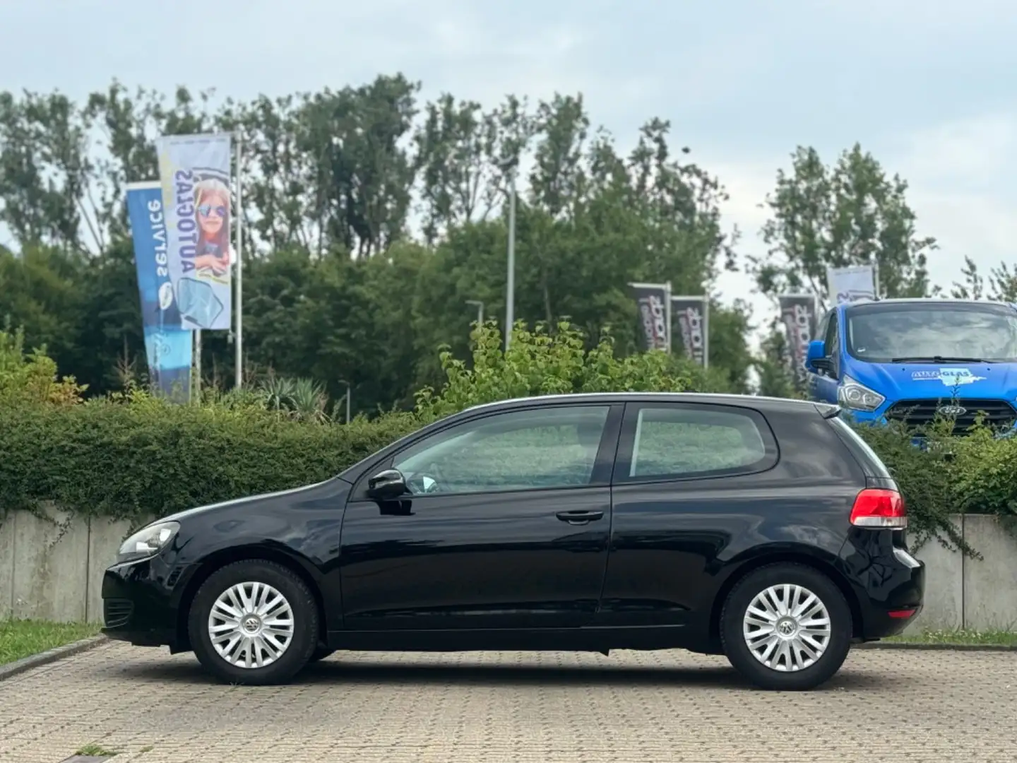 Volkswagen Golf VI Trendline*KLIMA*AKH*E-PAKET*TÜV NEU* Negro - 2