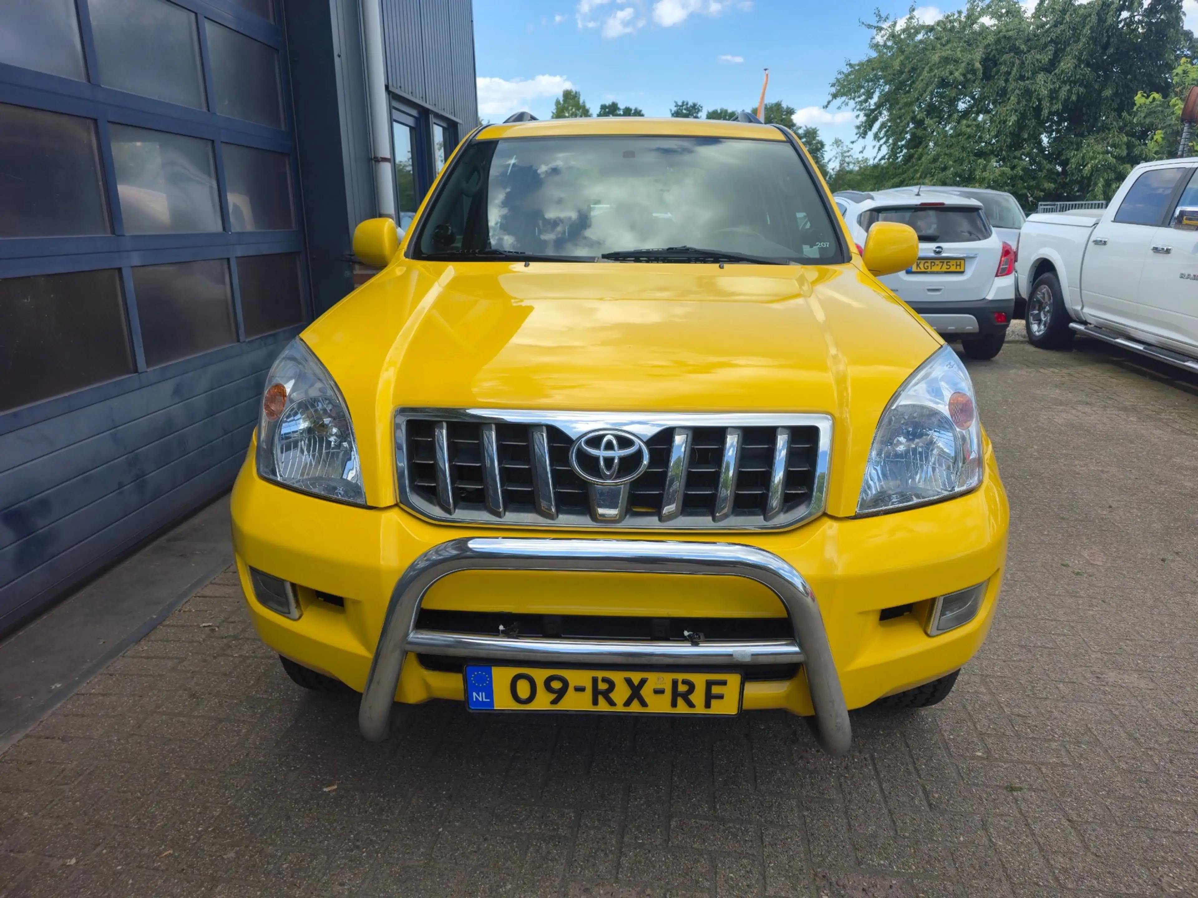 Toyota Land Cruiser 3.0 D-4D VX — photo 3