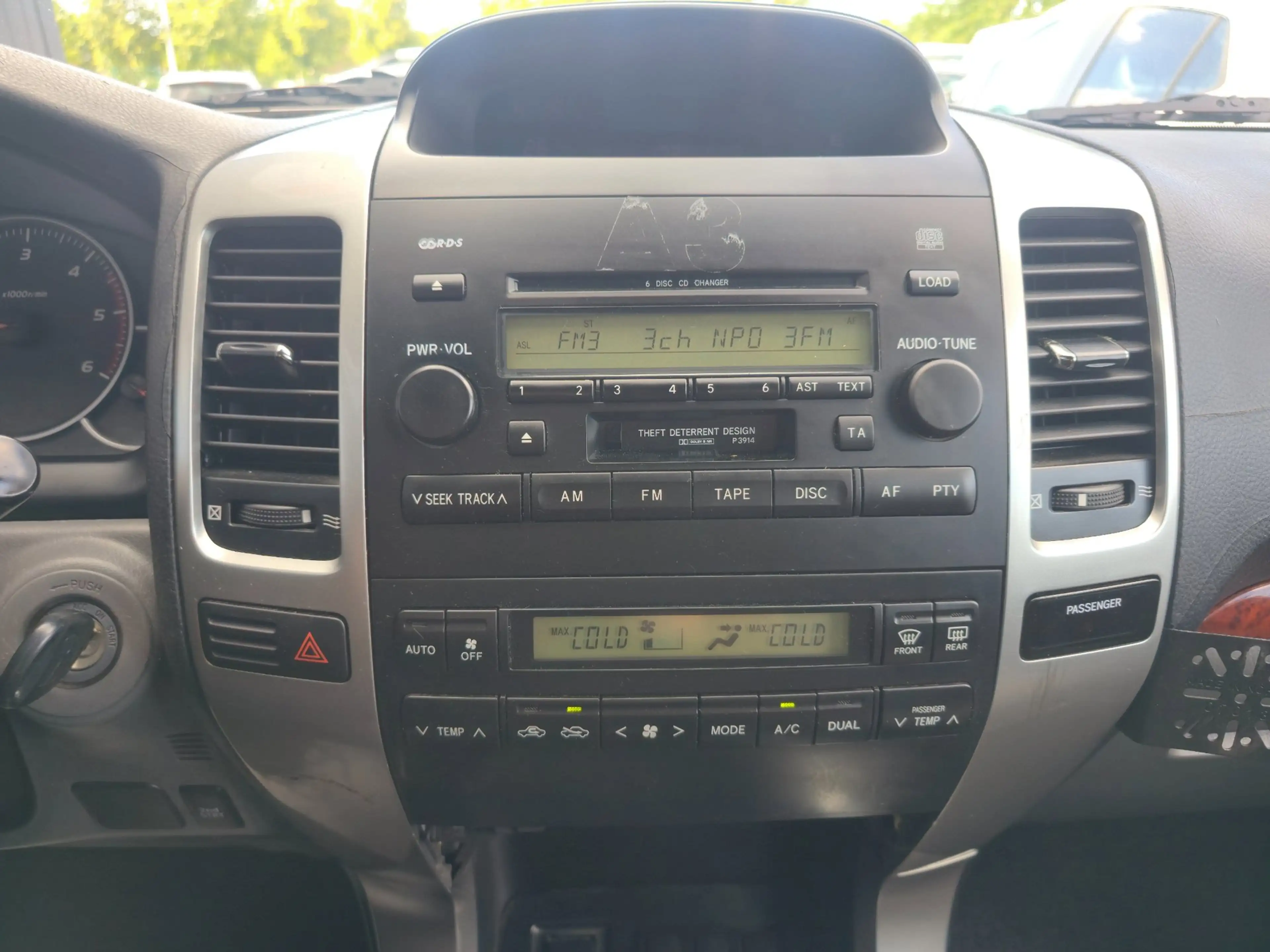 Toyota Land Cruiser 3.0 D-4D VX — photo 8