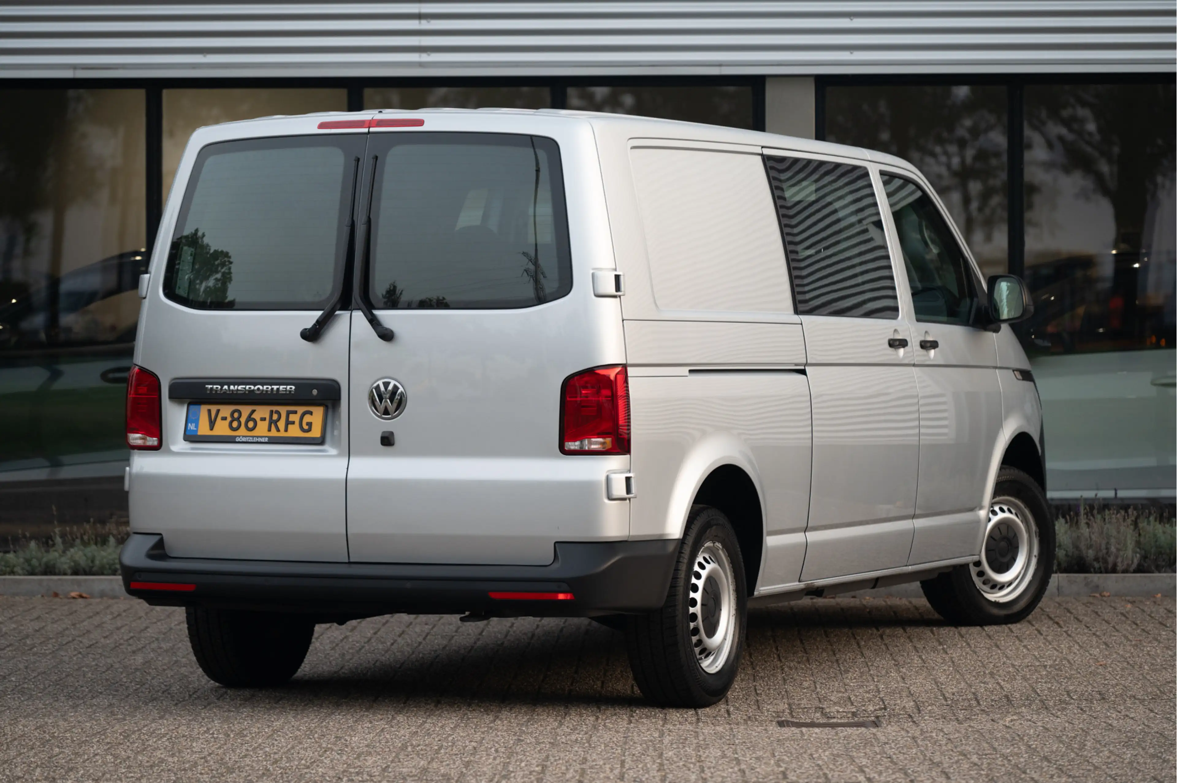Volkswagen T6.1 Transporter 2.0 TDI L2H1 30 DC Comfortline | Navi | Camera | P — photo 8