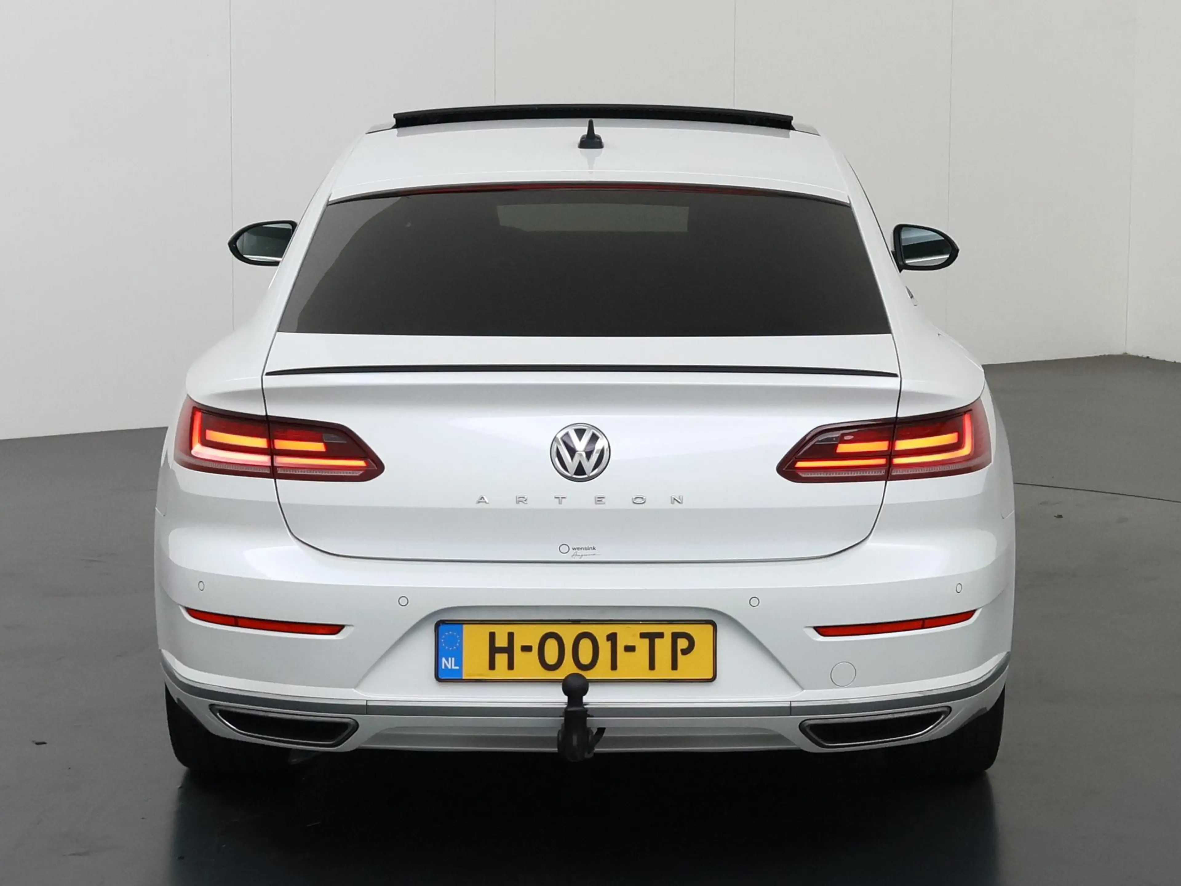Volkswagen Arteon 2.0 TSI Business R Exclusive 190pk | Panoramadak | — photo 4